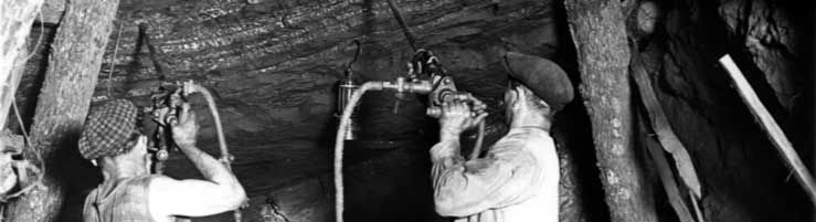 Mines de Carmaux - creusement d'une galerie au charbon